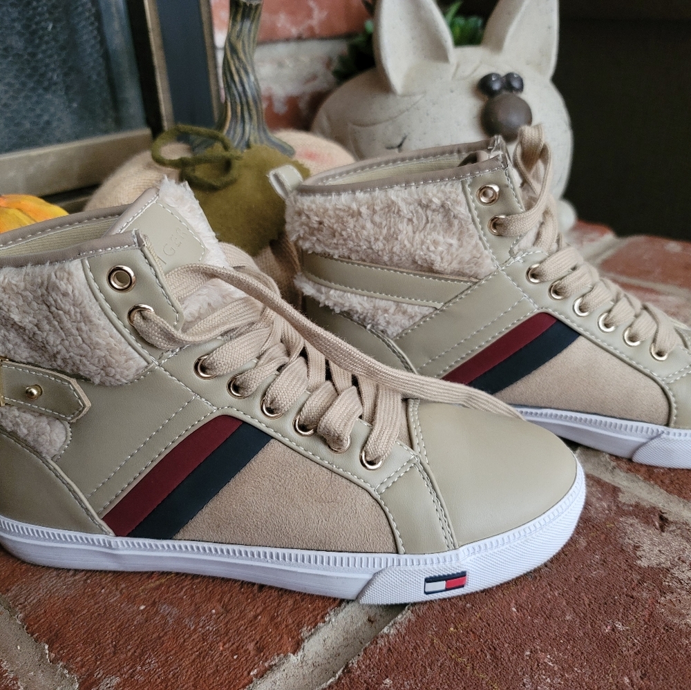 Girls hightops